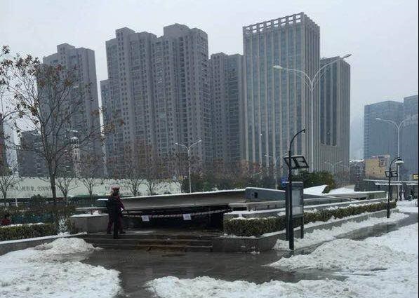 強(qiáng)降雪壓垮武漢多處建筑